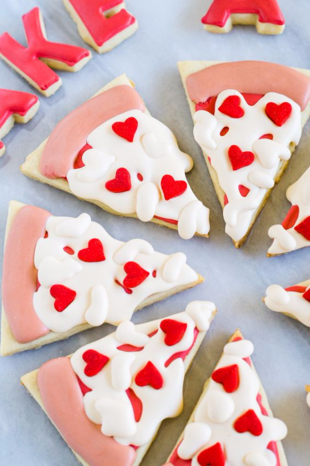 DIY Valentines Day Cookies - Heart Pizza Valentine Cookies - Easy Cookie Recipes and Recipe Ideas for Valentines Day - Cute DIY Decorated Cookies for Kids, Homemade Box Cookies and Bouquet Ideas - Sugar Cookie Icing Tutorials With Step by Step Instructions - Quick, Cheap Valentine Gift Ideas for Him and Her http://diyjoy.com/diy-valentines-day-cookie-recipes