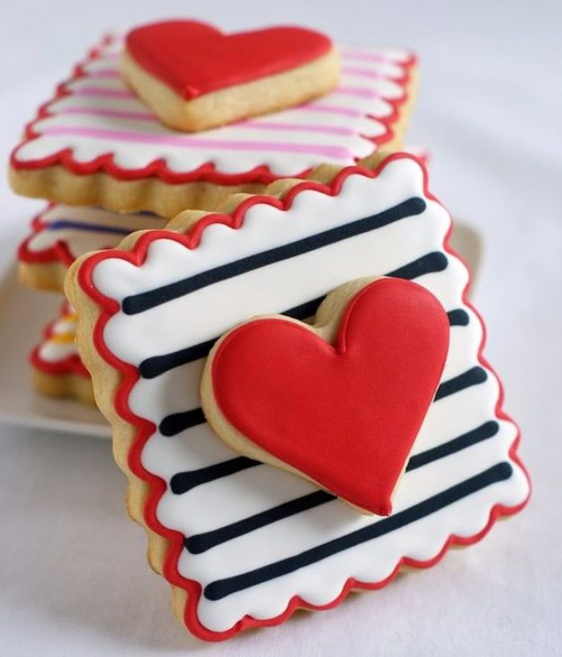 DIY Valentines Day Cookies - Perfect Every Time Cut-Out Cookies - Easy Cookie Recipes and Recipe Ideas for Valentines Day - Cute DIY Decorated Cookies for Kids, Homemade Box Cookies and Bouquet Ideas - Sugar Cookie Icing Tutorials With Step by Step Instructions - Quick, Cheap Valentine Gift Ideas for Him and Her http://diyjoy.com/diy-valentines-day-cookie-recipes