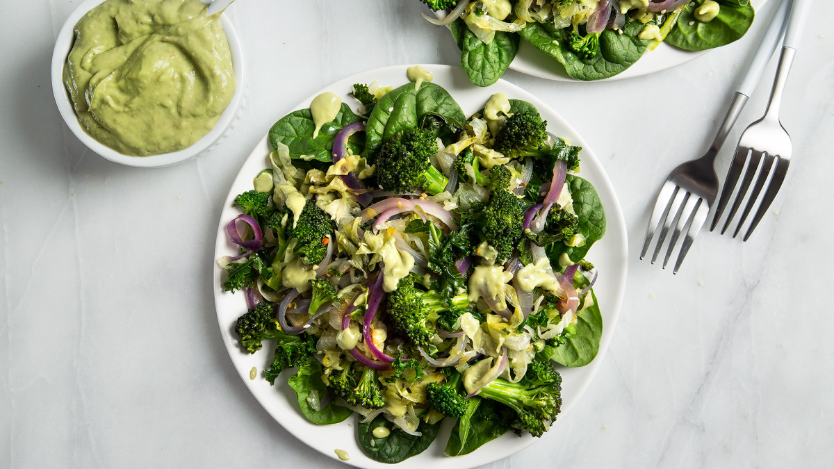 Broccoli Stir-Fry With Ginger-Avocado Sauce