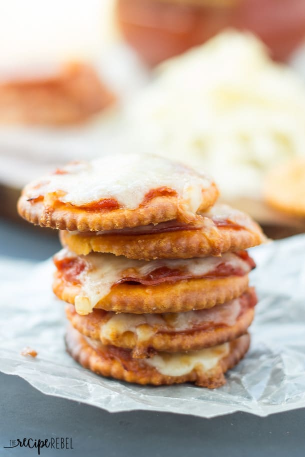 Pizza Crackers