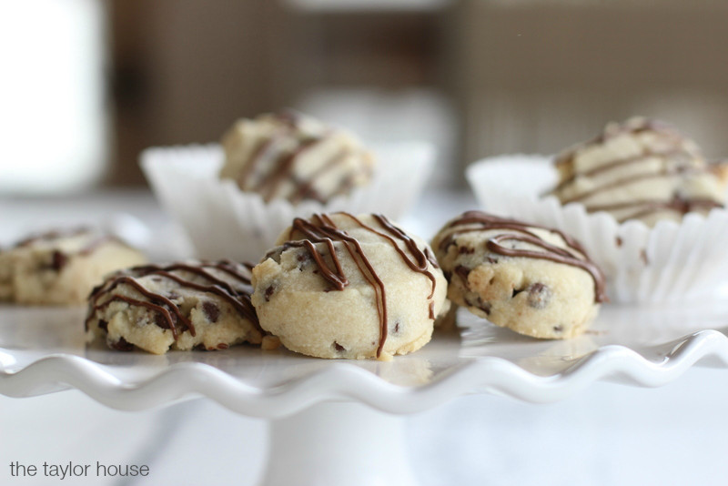 5 Ingredient Chocolate Chip Cookies
 5 Ingre nt Chocolate Chip Cookies Page 2 of 2