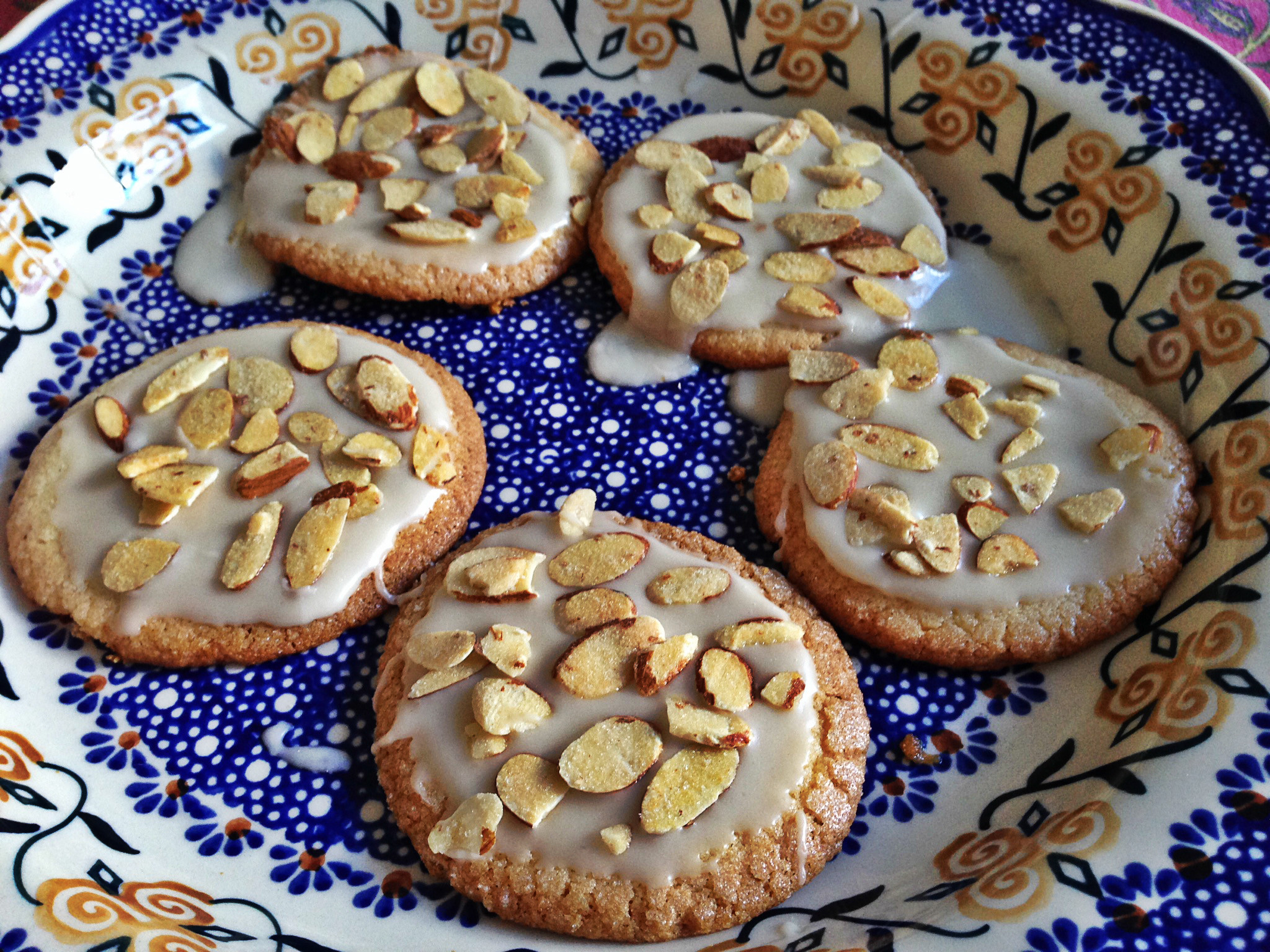 Almond Sugar Cookies
 Almond Sugar Cookies