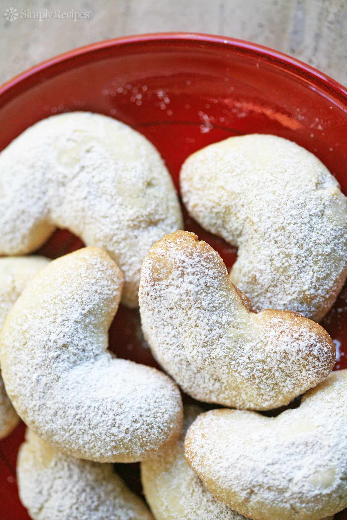 Almond Sugar Cookies
 Almond Crescent Cookies Recipe