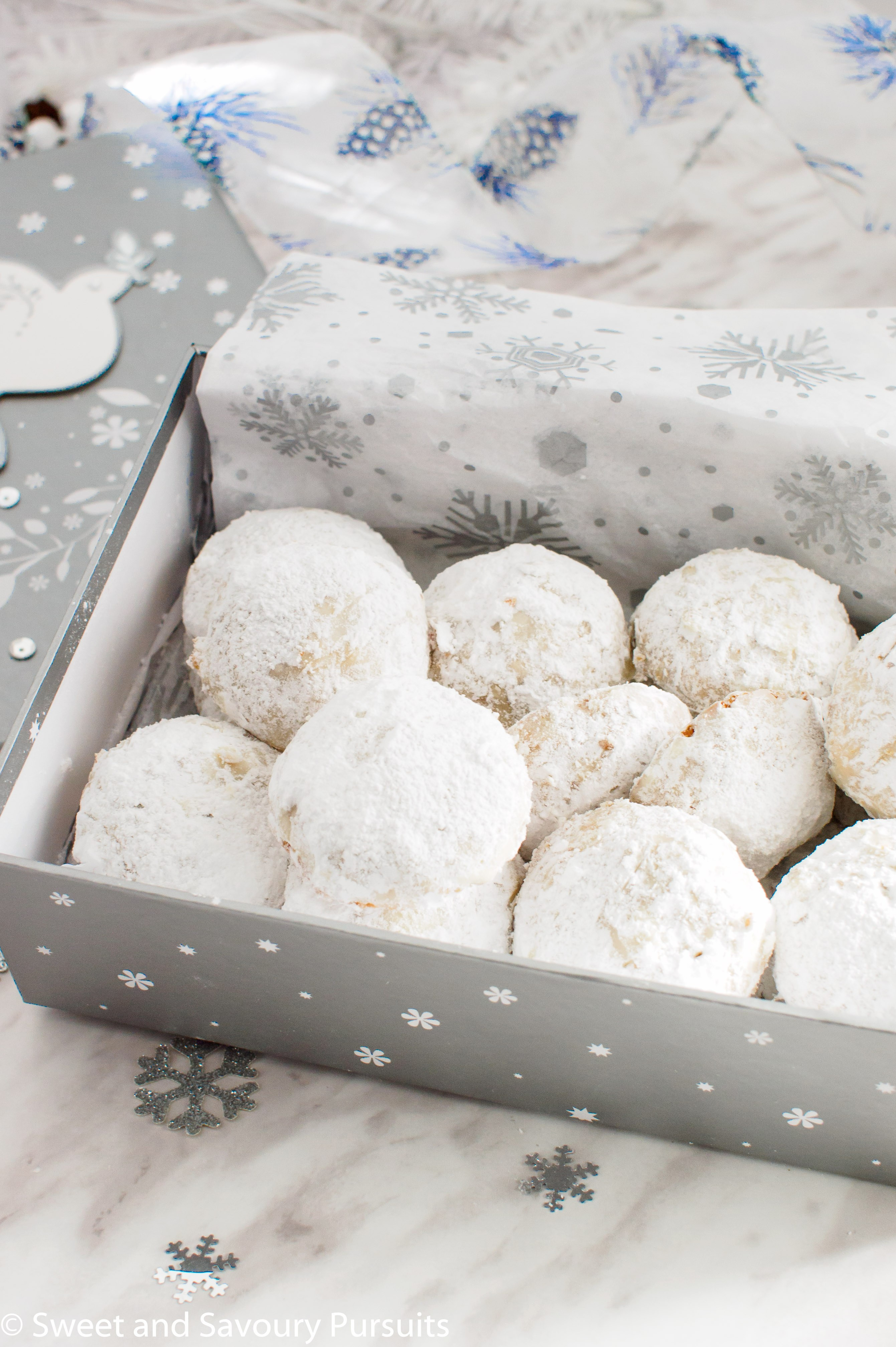 Almond Sugar Cookies
 Powdered Sugar Almond Cookies – Sweet and Savoury Pursuits