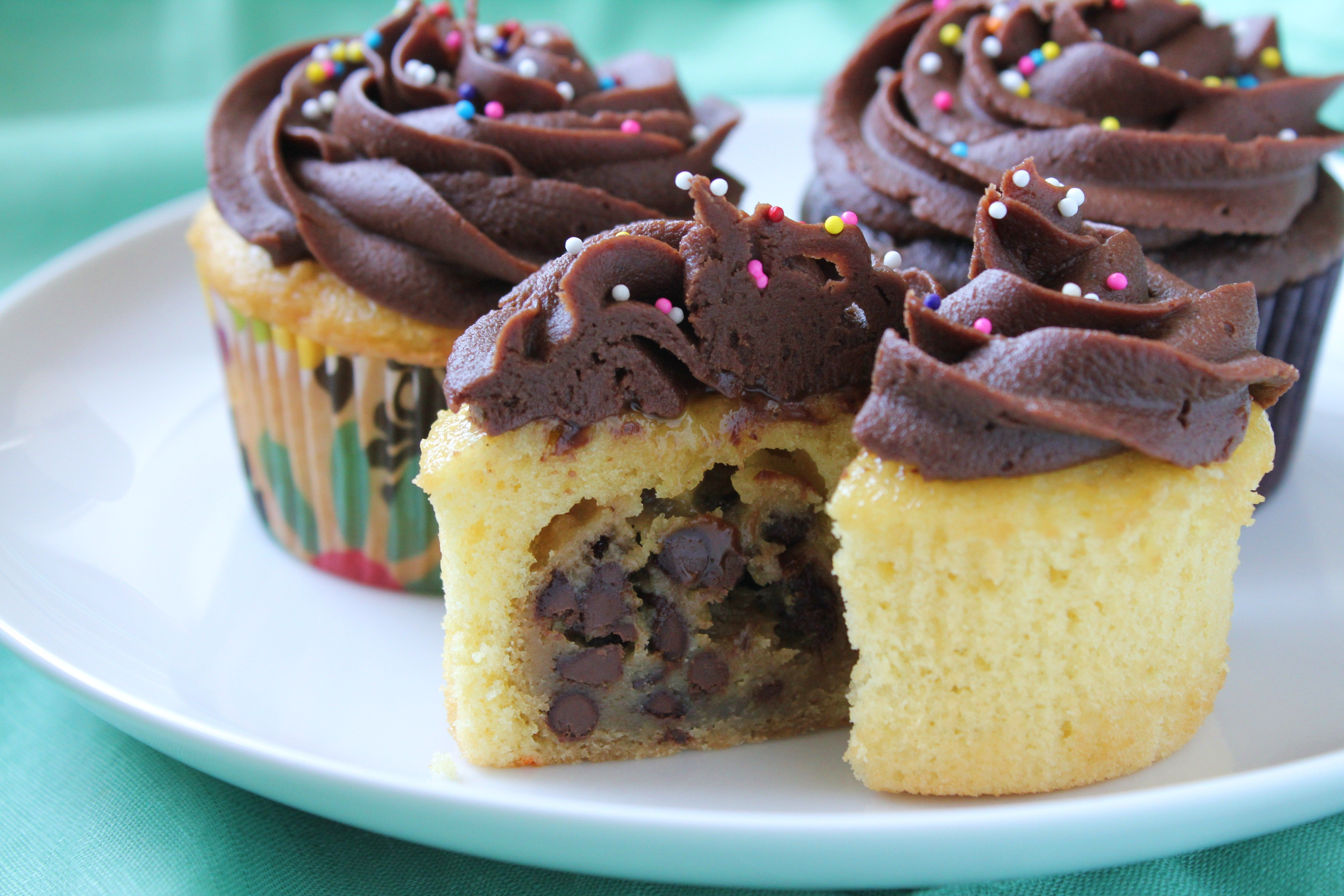 Amazing Dessert Recipes
 Can t decide between cupcakes and cookies That s when