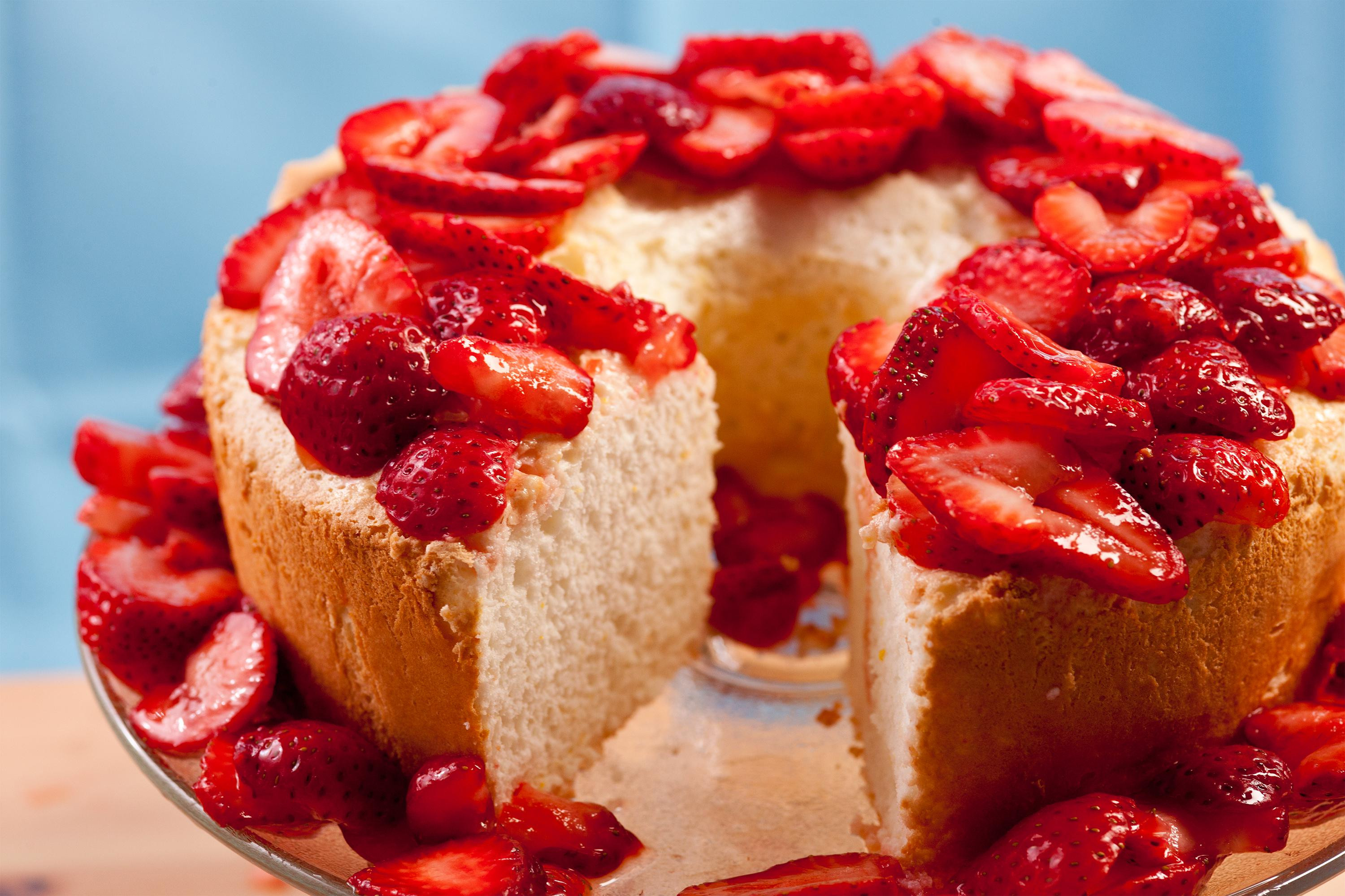 Angel Food Cake Recipes
 strawberry dessert made with angel food cake