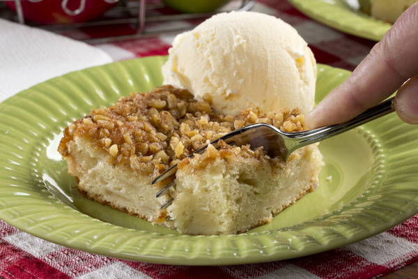 Apple Pie Filling Dump Cake
 Apple Pie Dump Cake