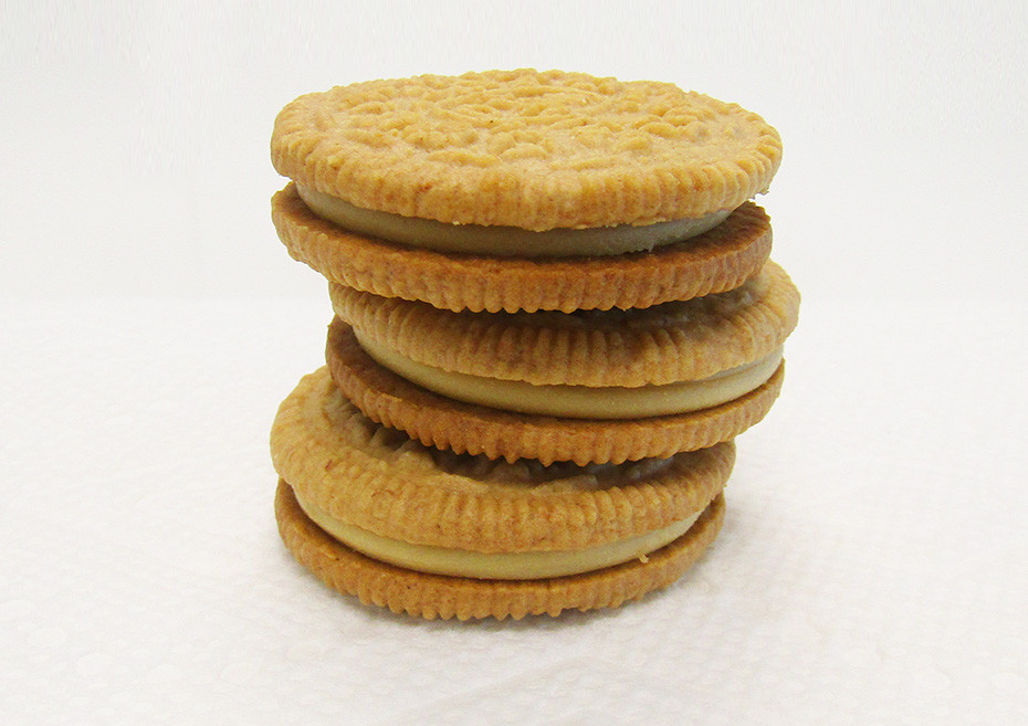 Apple Pie Oreos
 Review of New Apple Pie Flavored Limited Edition Oreos