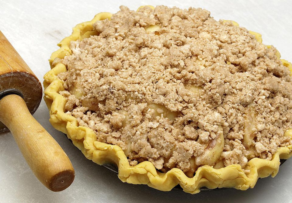 Apple Pie With Crumble Topping
 Sour Cream Apple Pie With Streusel Topping Recipe