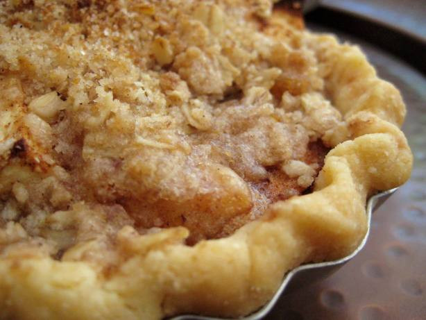 Apple Pie With Crumble Topping
 Apple Pie With Oatmeal Crumble Topping Recipe Food