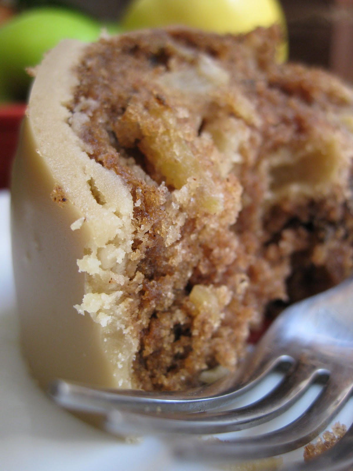 Apple Spice Cake
 Sunday Treats Apple Spice Cake