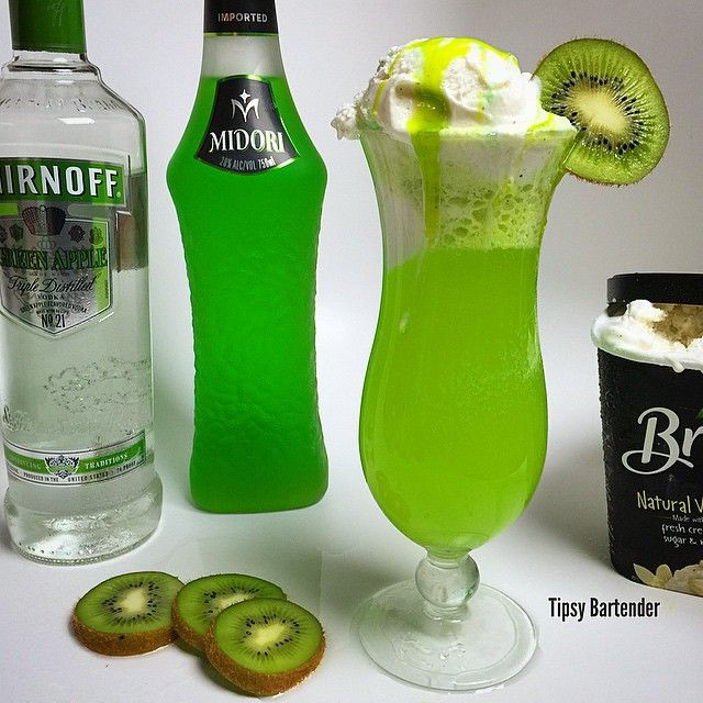 Apple Vodka Drinks
 Riddler s Revenge 1 1 2 oz Green Apple Vodka 1 1 2 oz