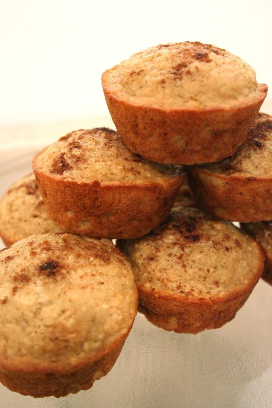 Applesauce Oatmeal Muffins
 Healthy Applesauce Oatmeal Muffins