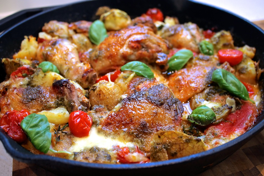 Baked Italian Chicken Recipes
 ChelseaWinter Italian chicken bake with herb