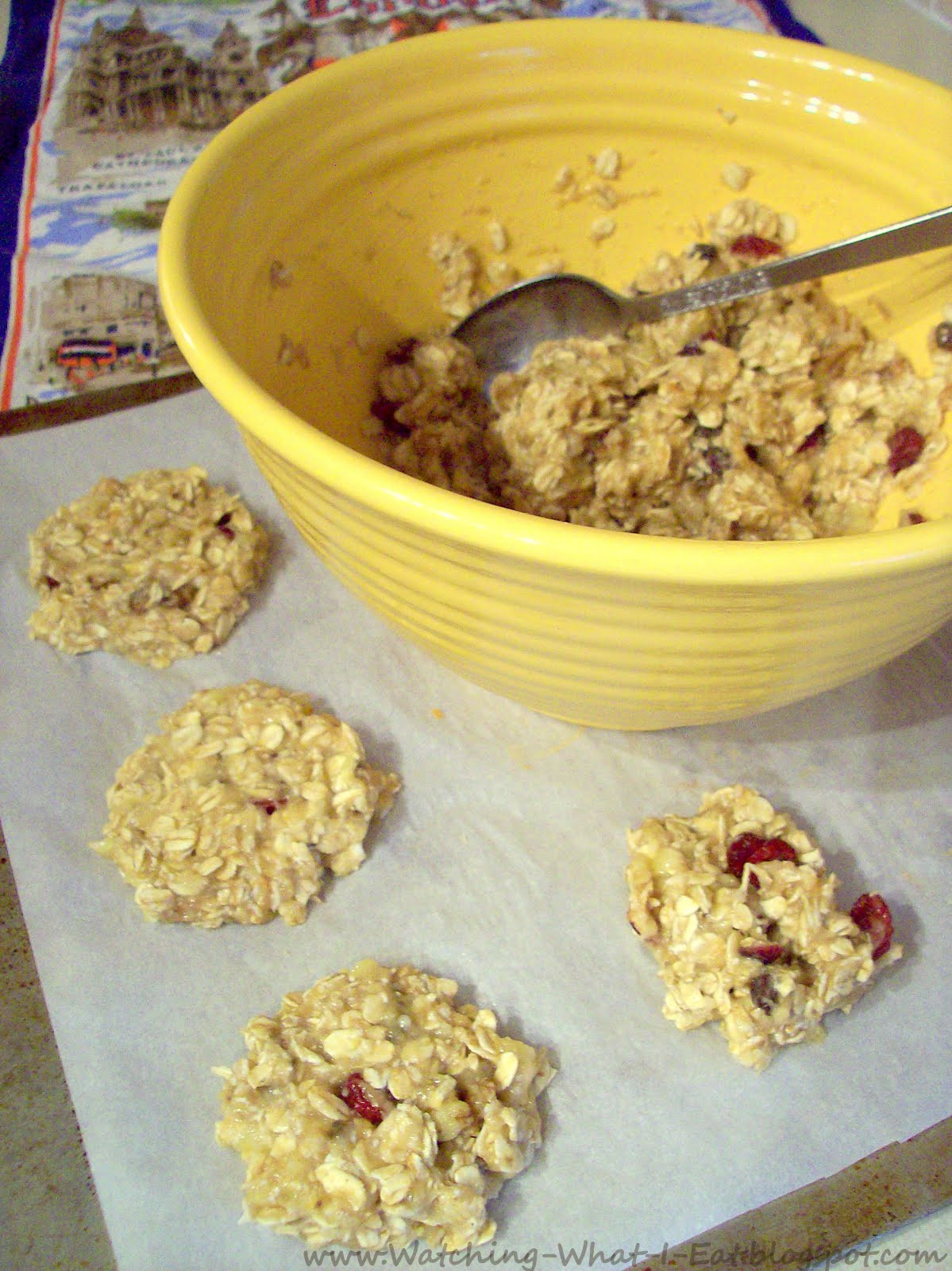 Banana Oatmeal Breakfast Cookies
 Watching What I Eat Banana Oat Breakfast Cookies