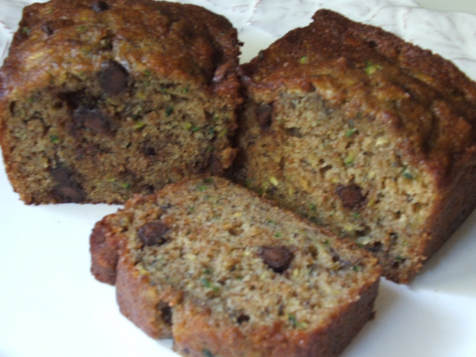 Banana Zucchini Bread
 Angie Montroy–Angie’s Pantry Zucchini & Banana Chocolate