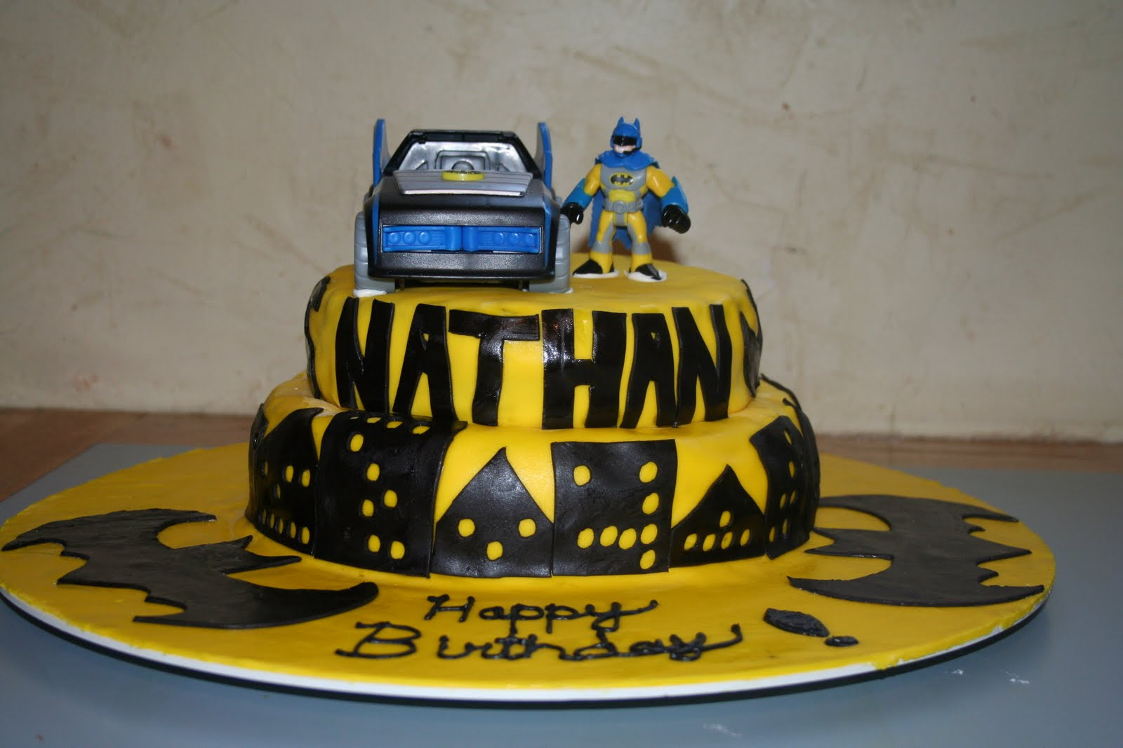 Batman Birthday Cake
 Kakie s Cakes Batman Birthday Cake