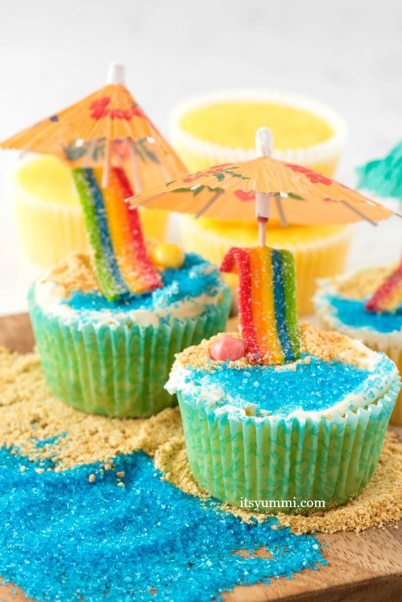 Beach Themed Cupcakes
 Beach Cupcakes Video Tutorial