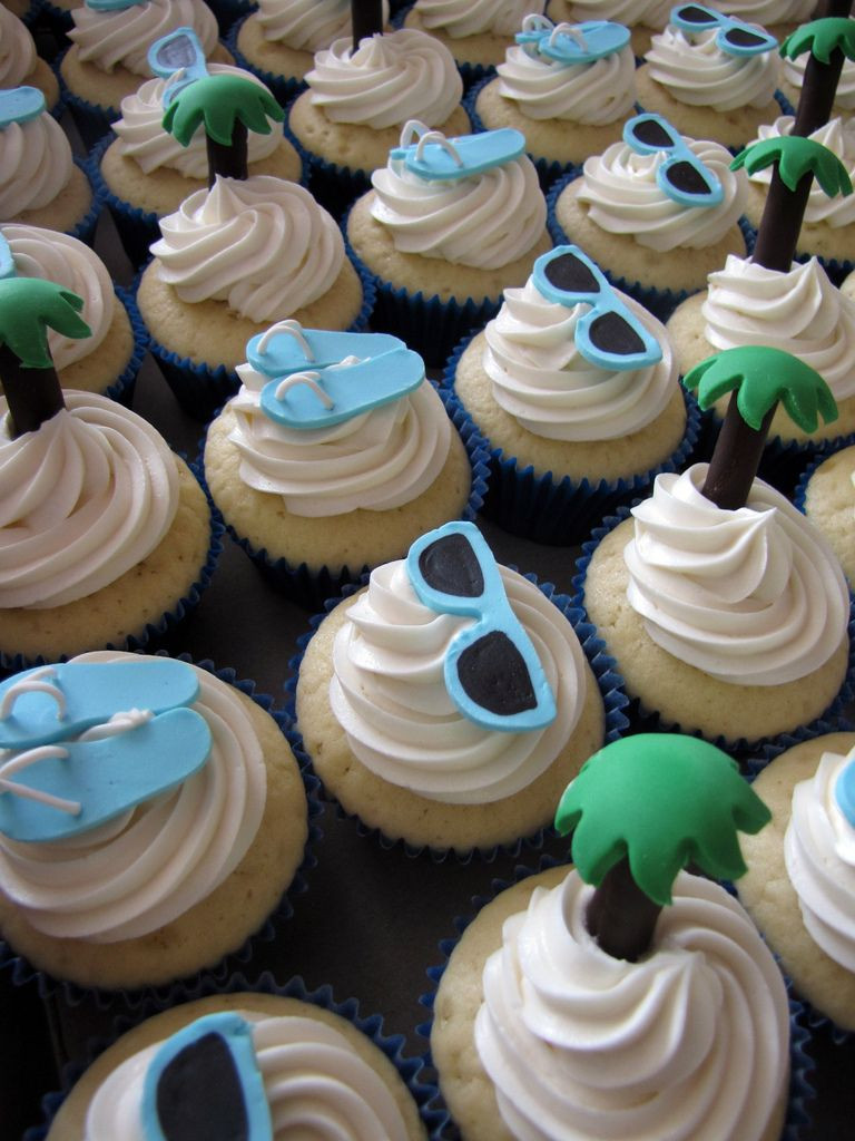 Beach Themed Cupcakes
 Beach Themed Wedding Cupcakes Perfect for a Bridal Shower