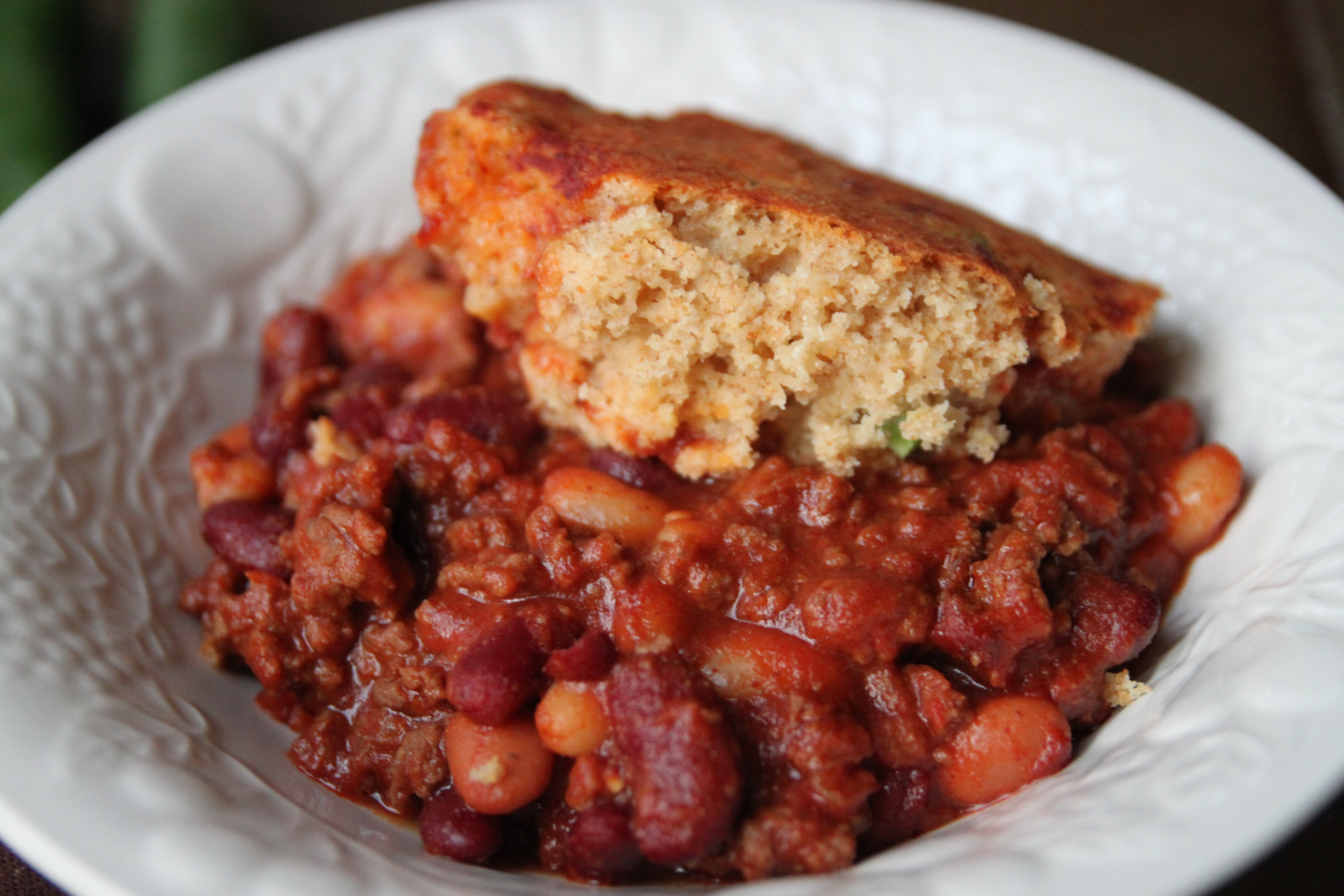 Beans And Cornbread
 Chili Beans and Cornbread Casserole