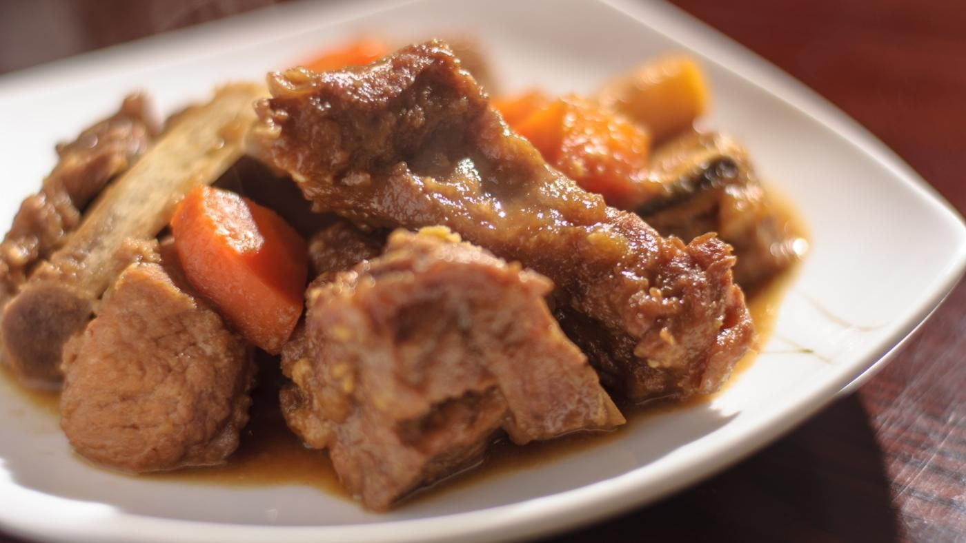Beef Short Ribs In Crock Pot
 What Is a Recipe for Beef Short Ribs in a Crock Pot