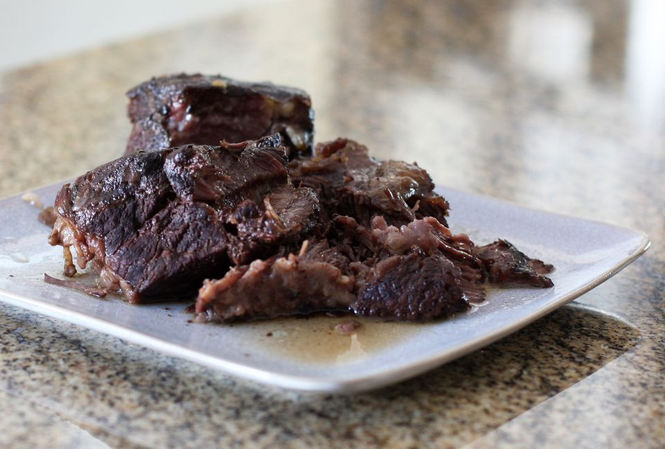 Beef Short Ribs In Crock Pot
 Crock Pot Braised Beef Short Ribs With Red Wine