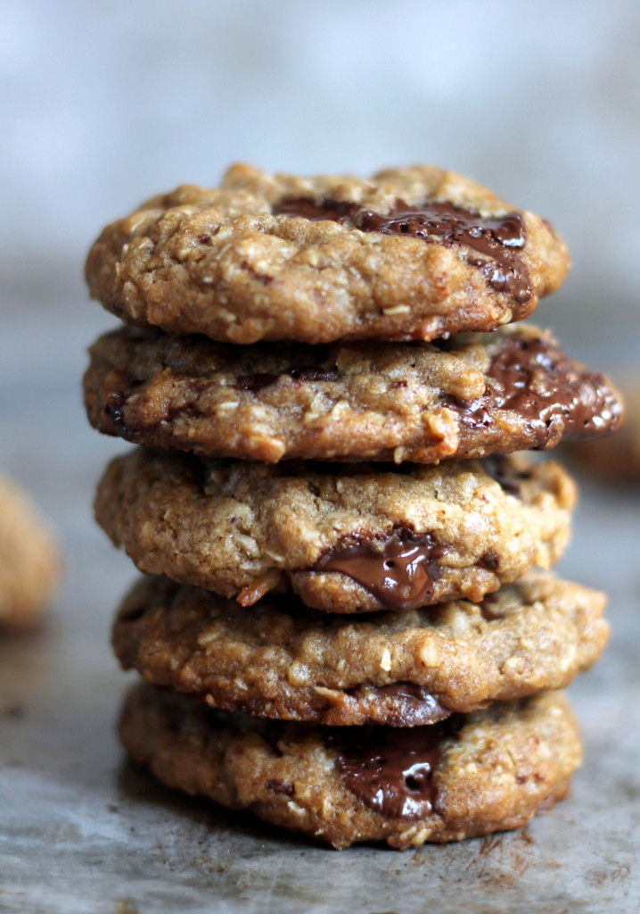 Best Chewy Oatmeal Cookies
 Chewy Chocolate Chunk Coconut Oatmeal Cookies made with