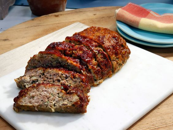 Best Meatloaf Recipe Food Network
 Best meatloaf Classic and Glaze on Pinterest