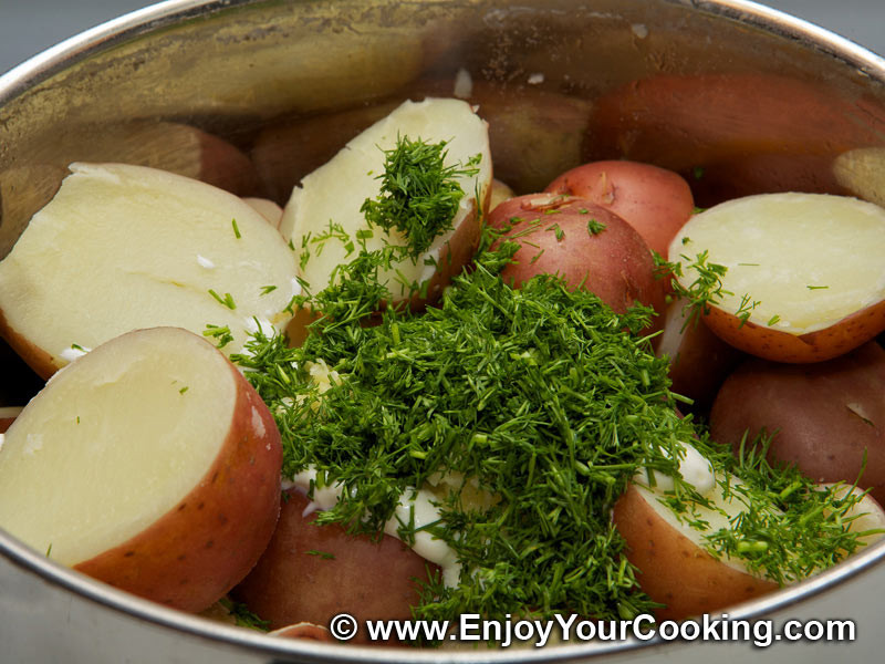 Boiled Potato Recipes
 Boiled Potato with Sour Cream and Garlic Recipe