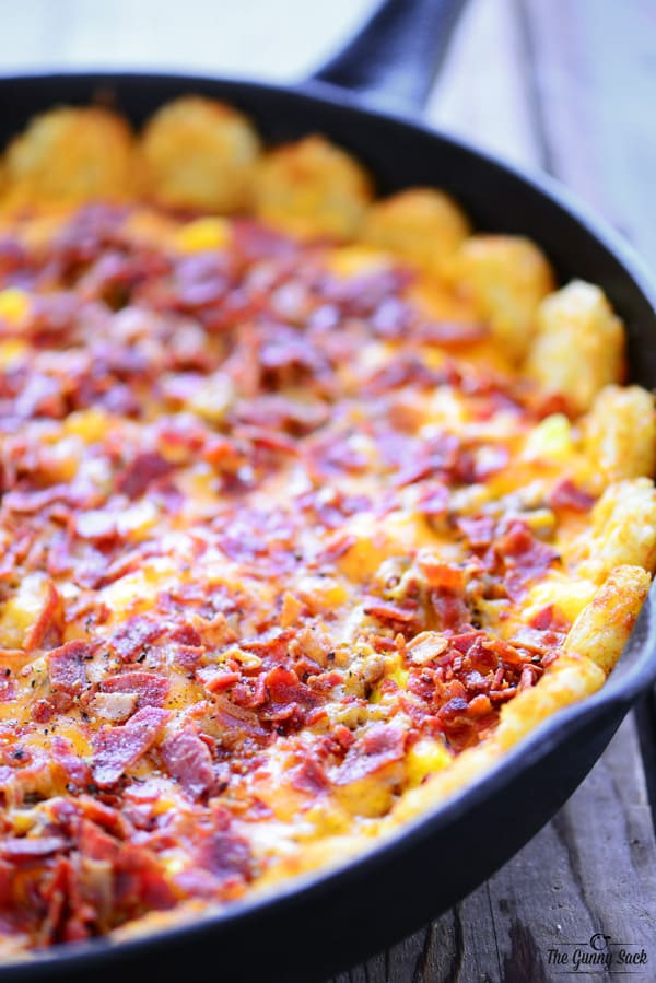 Breakfast Casserole With Tater Tots
 Tater Tot Breakfast Pizza with Video The Gunny Sack