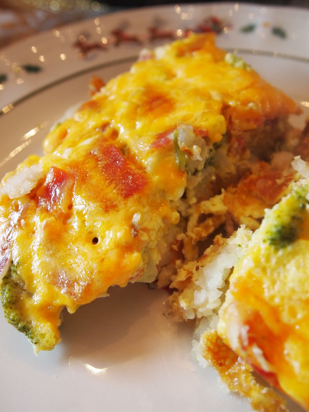 Breakfast Casserole With Tater Tots
 The Early Bird Baker Tater Tot Breakfast Casserole