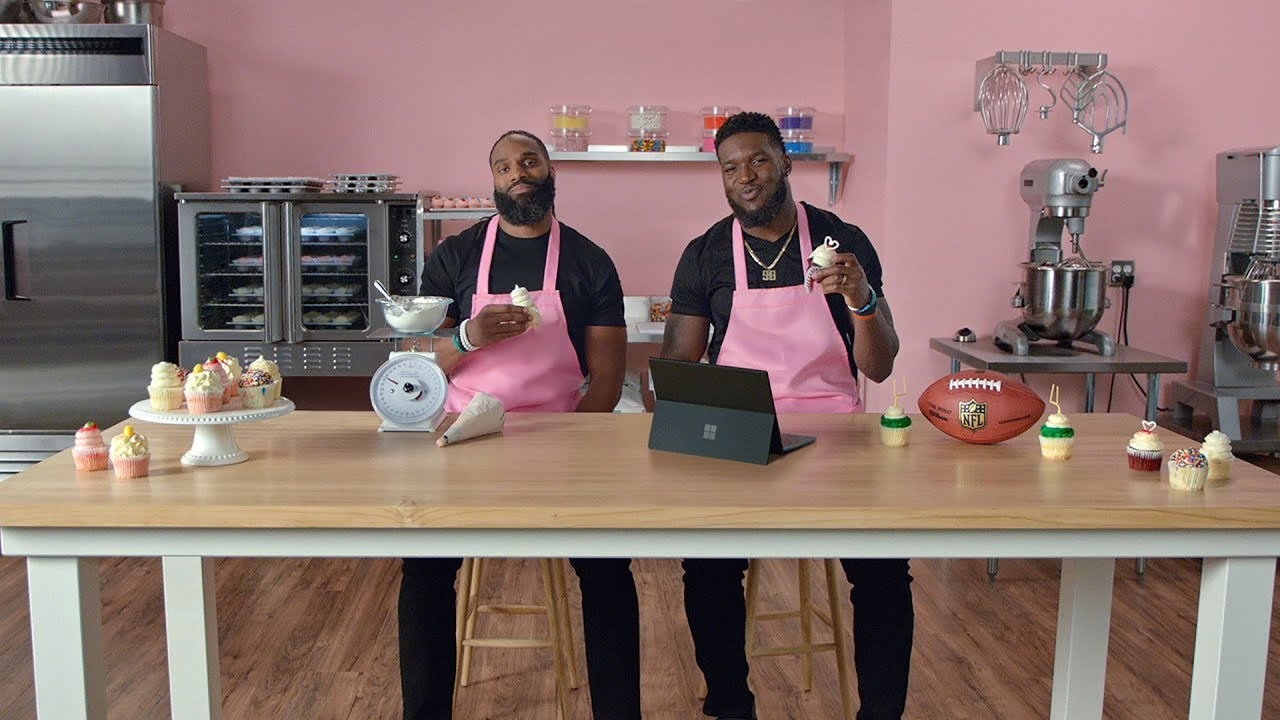 Brian Orakpo Cupcakes
 Surface Pro 6