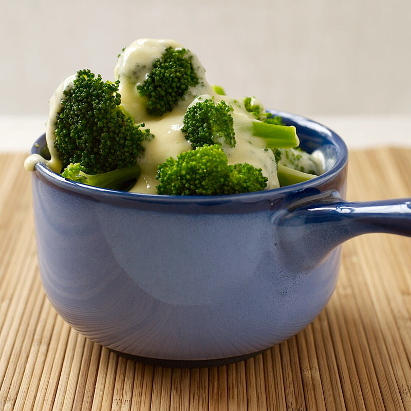 Broccoli Cheese Sauce
 cheese sauce without flour for broccoli