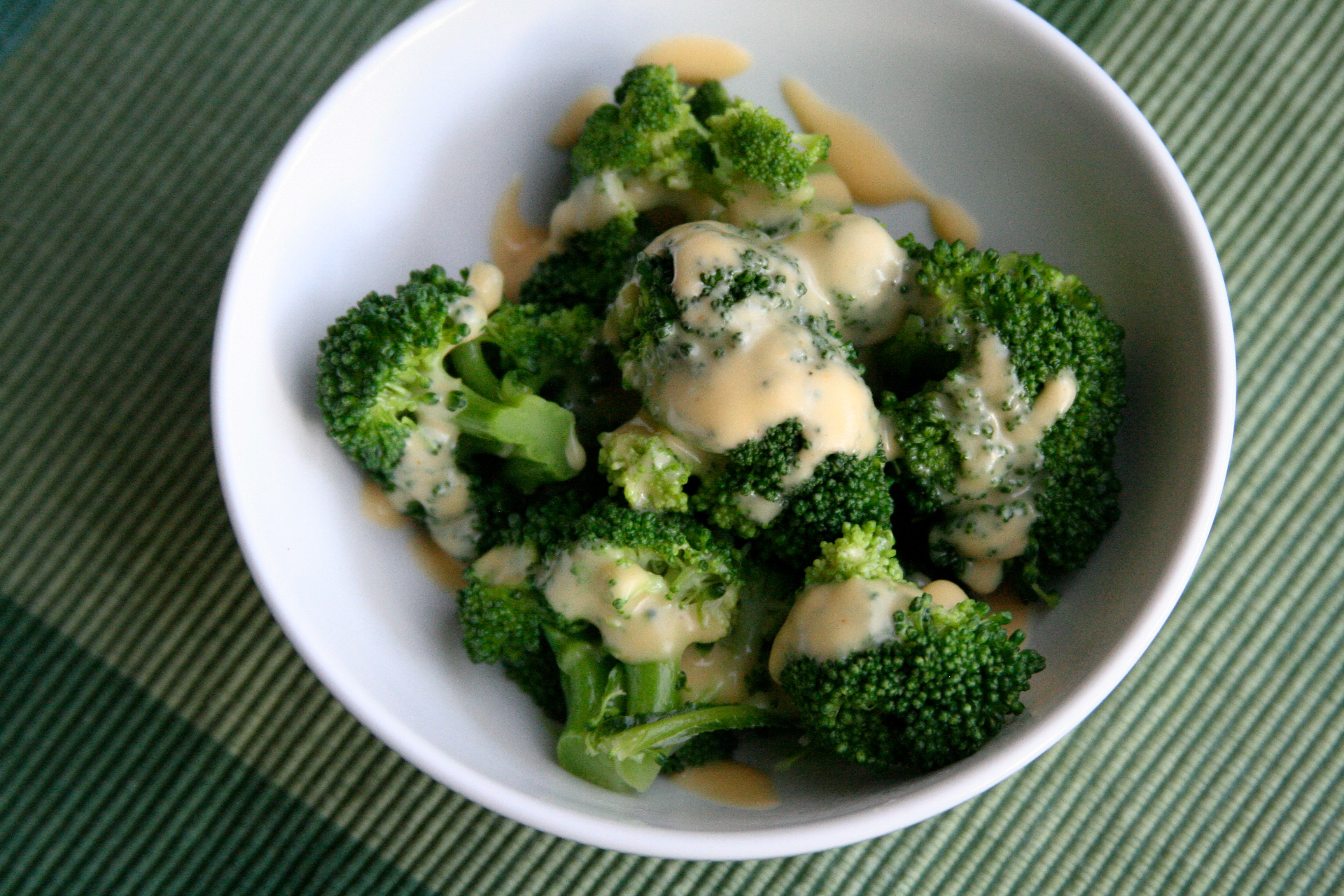 Broccoli Cheese Sauce
 Broccoli with Cheese Sauce
