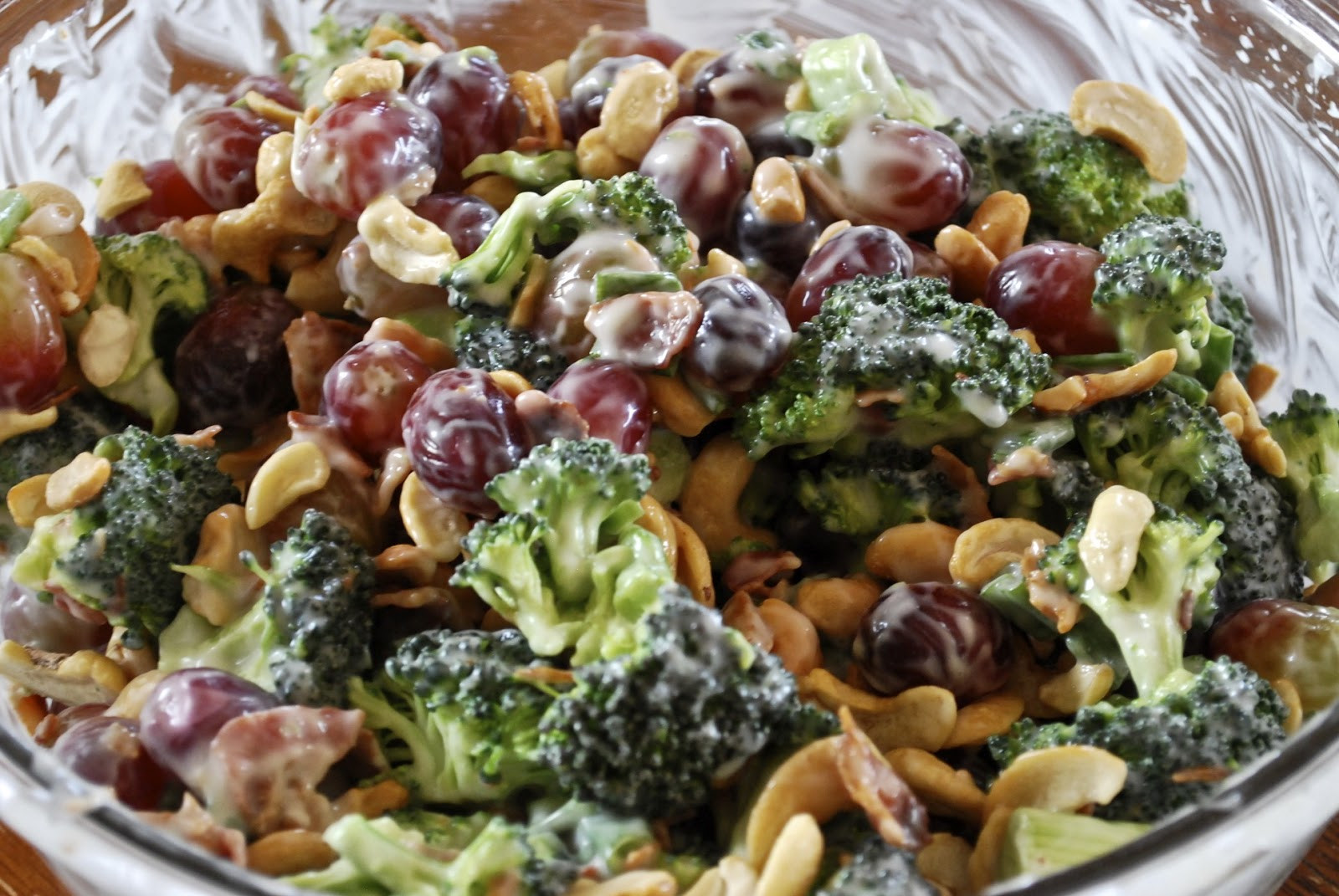 Broccoli Salad With Grapes
 "Point less" Meals Broccoli Grape Salad