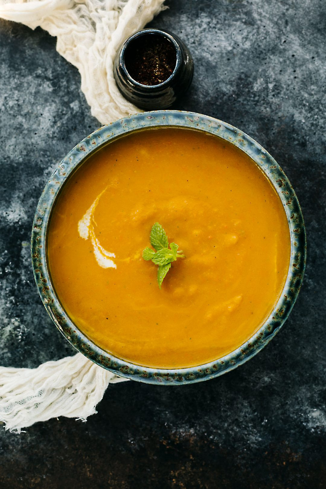 Butternut Squash Soup Slow Cooker
 Slow Cooker Butternut Squash Soup – Posh Journal