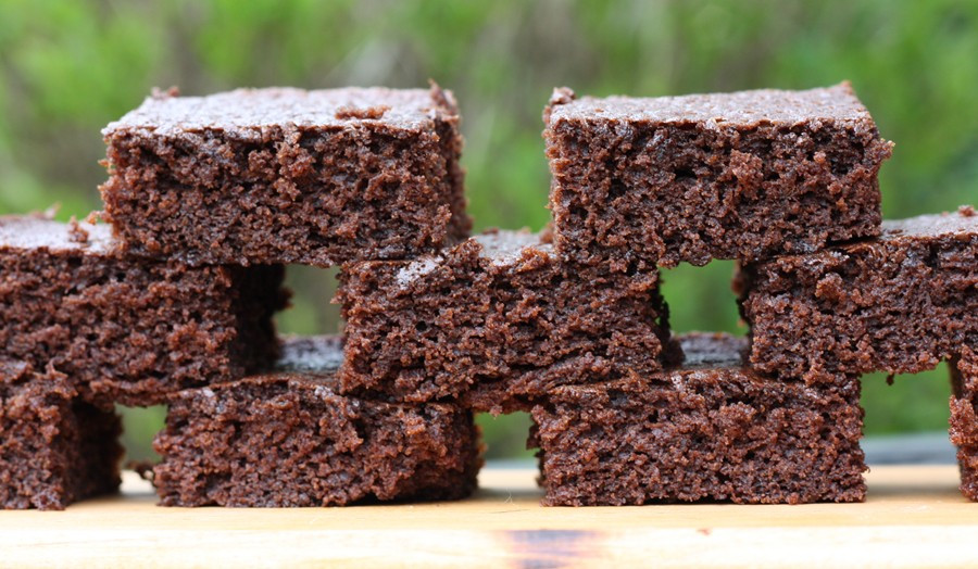 Cake Like Brownies
 cake like brownies – First Look Then Cook