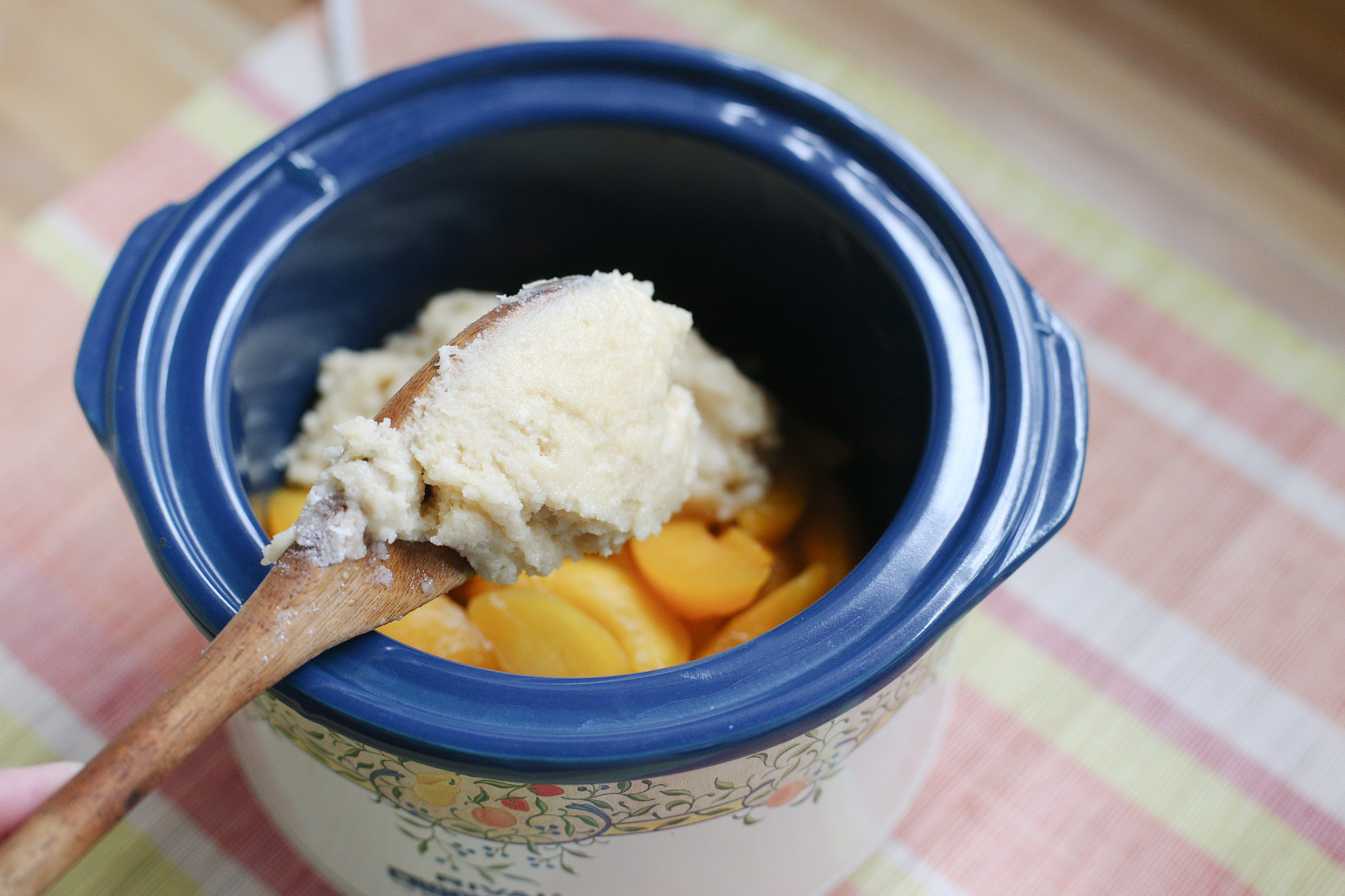 Cake Mix Cobbler
 How to Make an Easy Peach Cobbler Using Cake Mix