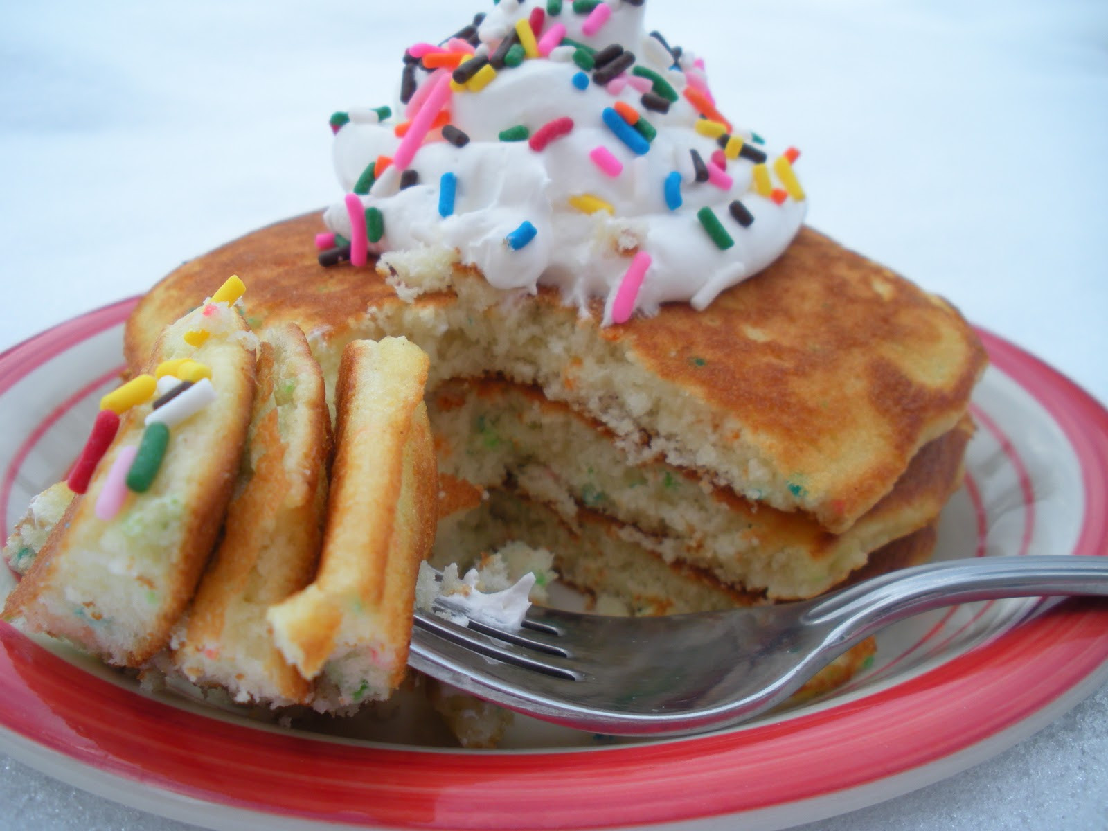 Cake Mix Pancakes
 Funfetti Pancakes