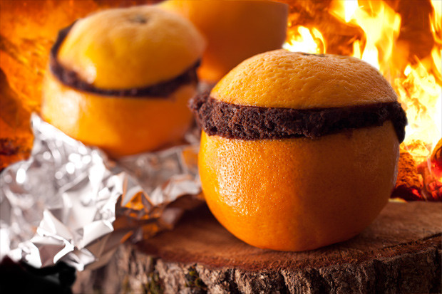 Campfire Dessert Recipes
 Step Up the S more 7 Ideas for Campfire Treats Chowhound
