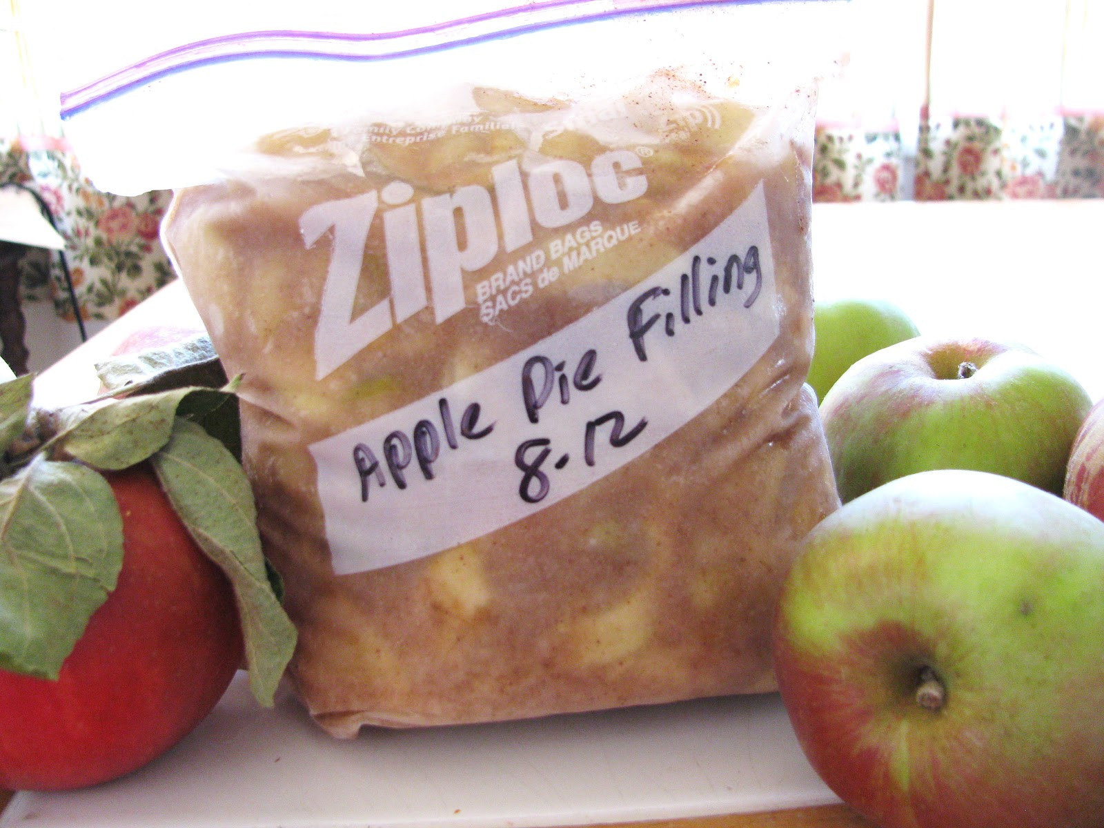 Can You Freeze Apple Pie
 Proverbs 31 Woman Freezing Apple Pie Filling