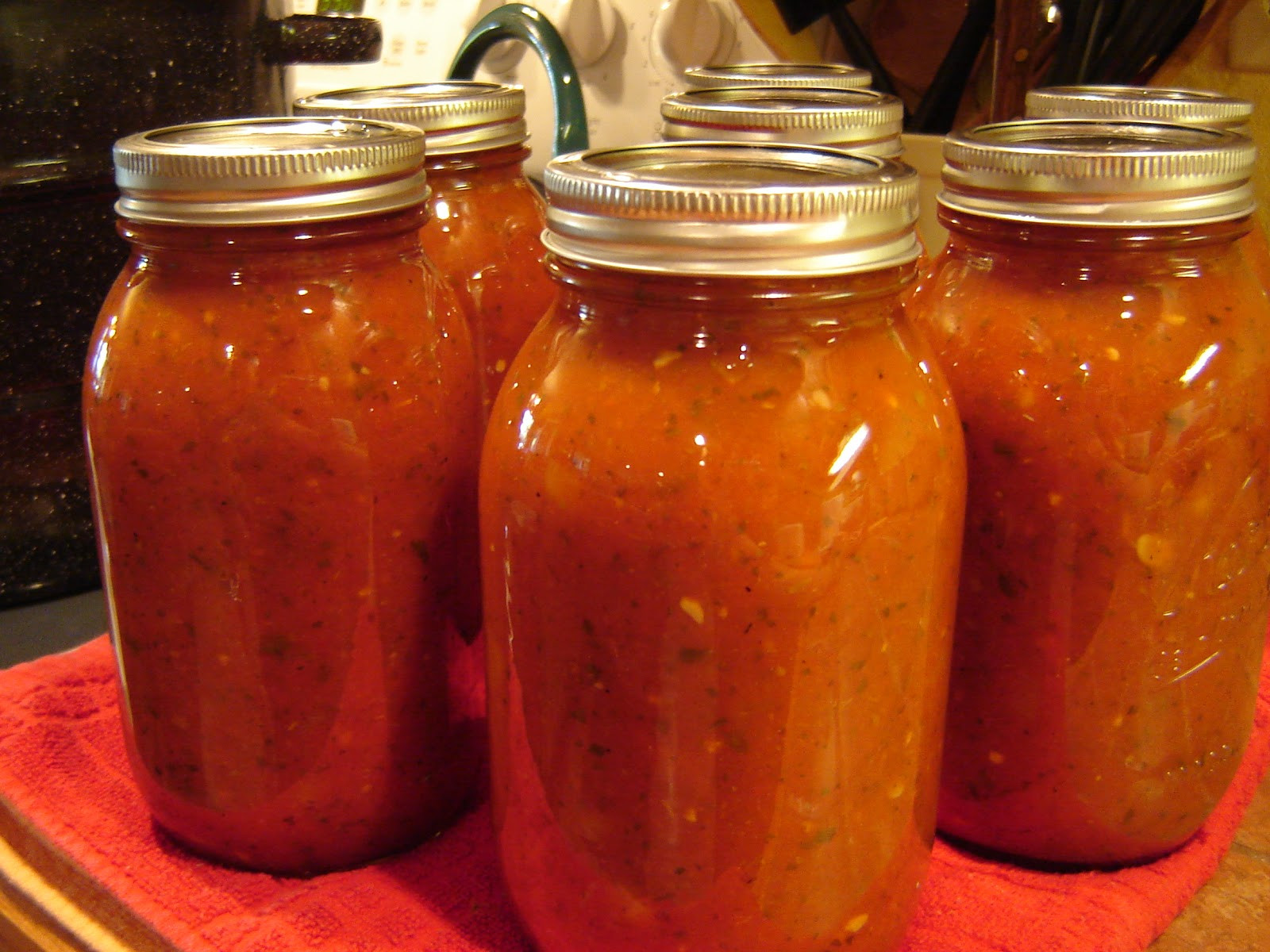 Canning Spaghetti Sauce
 She Who Makes Canning Tomatoes Spaghetti Sauce Episode 3