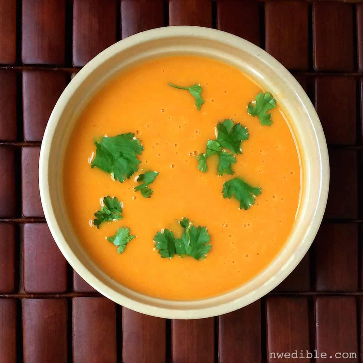 Carrot Soup With Coconut Milk
 Carrot Soup with Green Curry and Coconut Milk
