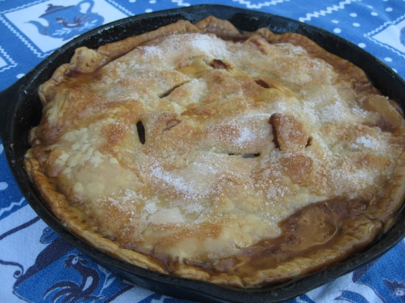 Cast Iron Skillet Apple Pie
 OMG Skillet Apple Pie A Jennuine Life