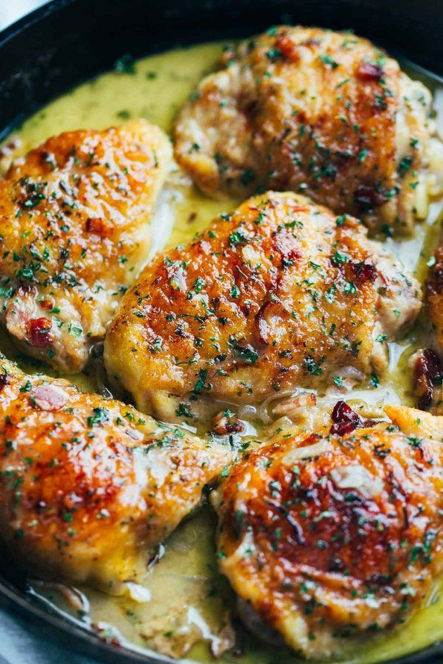 Cast Iron Skillet Chicken Thighs
 Cast Iron Chicken Recipes That ll Make You Want To Kiss