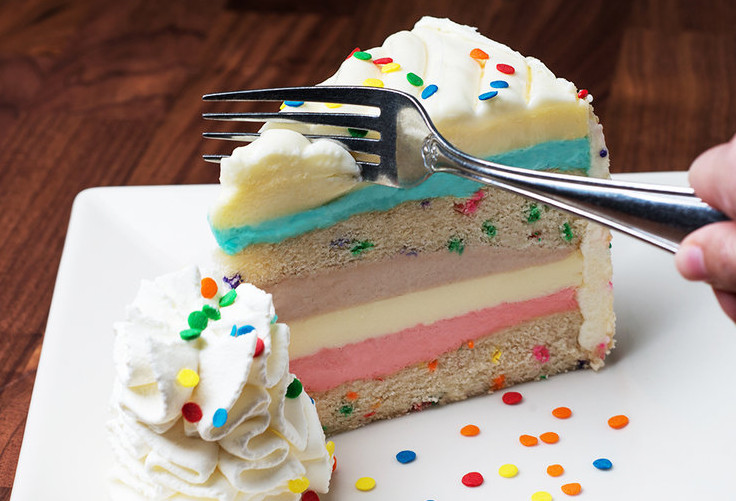Cheesecake Factory Birthday Cake
 Cheesecake Factory Is Releasing A Funfetti Flavor So It s