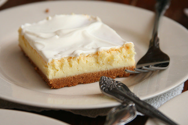 Cheesecake Recipe With Sour Cream
 cheesecake squares with sour cream topping