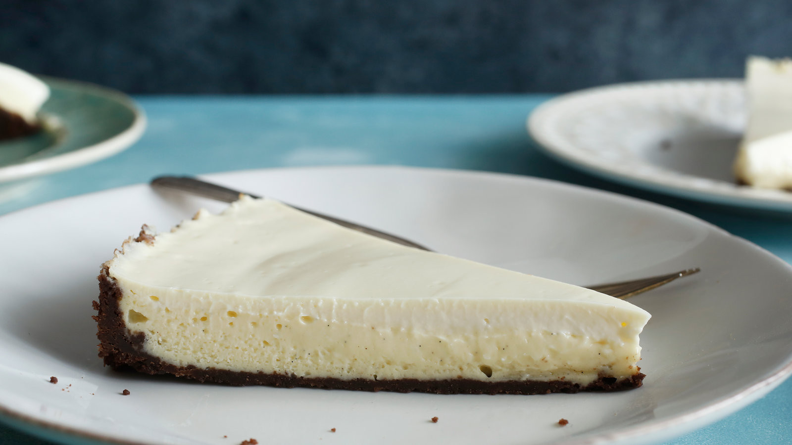 Cheesecake Recipe With Sour Cream
 Sour Cream Cheesecake With Vanilla Bean Recipe NYT Cooking