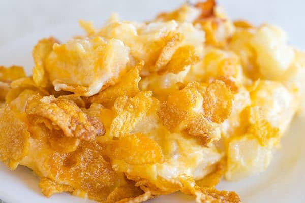 Cheesy Potatoes With Corn Flakes
 Cheesy Potato Casserole with Corn Flake Topping