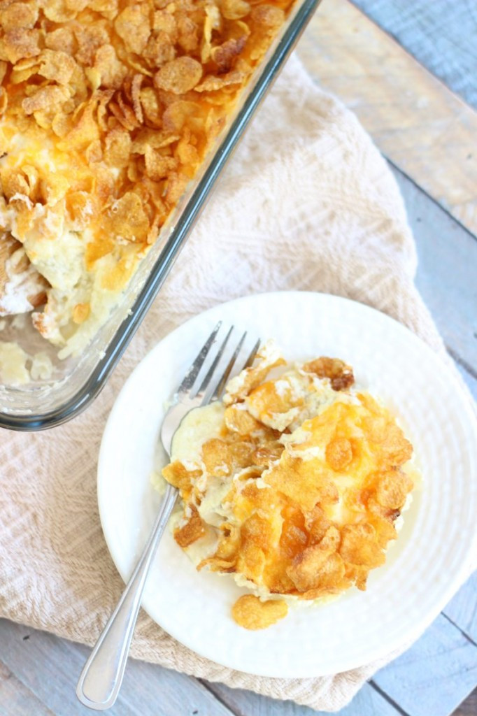 Cheesy Potatoes With Corn Flakes
 Grandma s Cheesy Potatoes The Gold Lining Girl